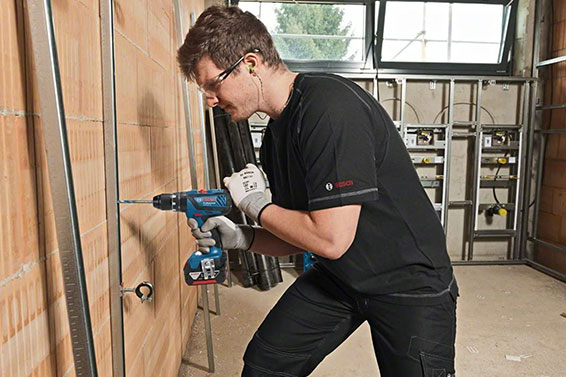 95113006980-Bosch-Professional-GSB-18V-28-2x4.0-Schlagbohrschrauber-566-1.jpg