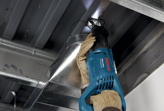 95224002980-Bosch-Professional-GSA-1100-E-Säbelsäge-566-1.jpg