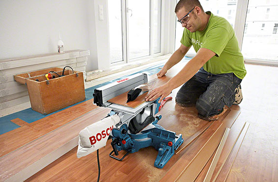95241001980-Bosch-PT-GTM-12-JL-Kombinationssäge-566-2.jpg