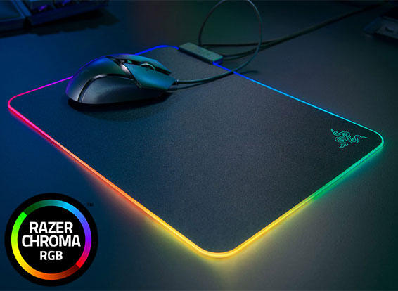 17690026134_RAZER_Firefly_V2_bild2_566.jpg