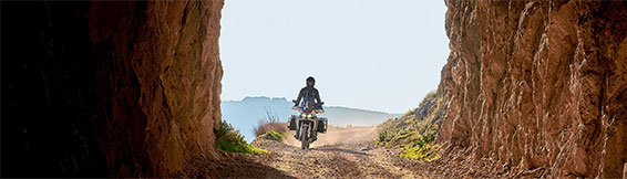 14880310354-Garmin-Zumo-XT-566-09.jpg